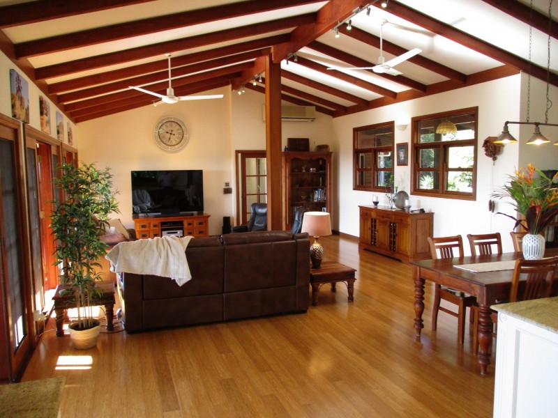 161-163 Panguna Street, Trinity Beach QLD 4879