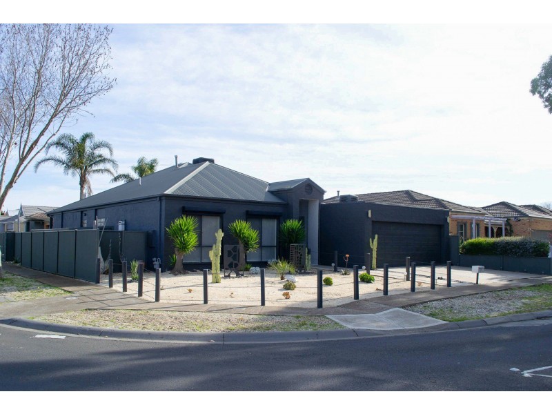 21 Neptune Drive, Point Cook VIC 3030