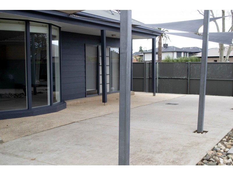 21 Neptune Drive, Point Cook VIC 3030