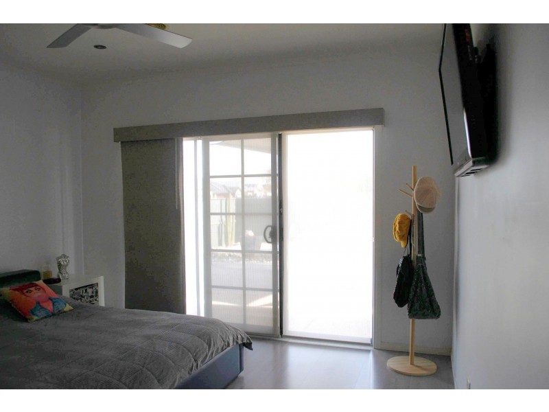 21 Neptune Drive, Point Cook VIC 3030