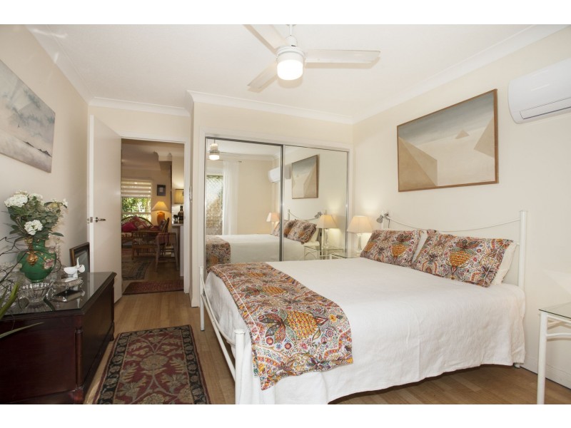 4/31 Mawarra St, Surfers Paradise QLD 4217