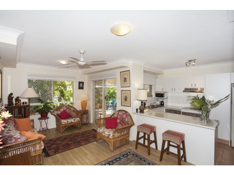 4/31 Mawarra St, Surfers Paradise QLD 4217