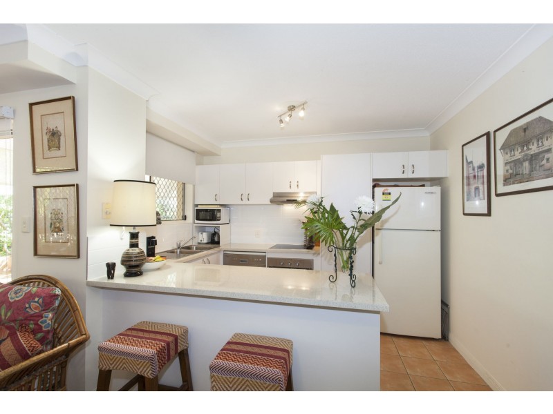 4/31 Mawarra St, Surfers Paradise QLD 4217