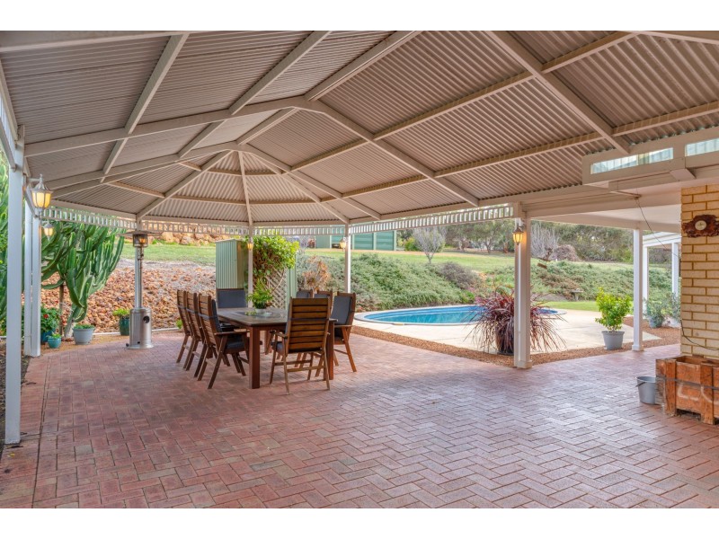 248 Ayrshire Loop, Lower Chittering WA 6084