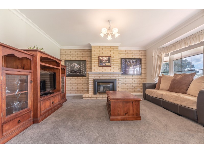 248 Ayrshire Loop, Lower Chittering WA 6084