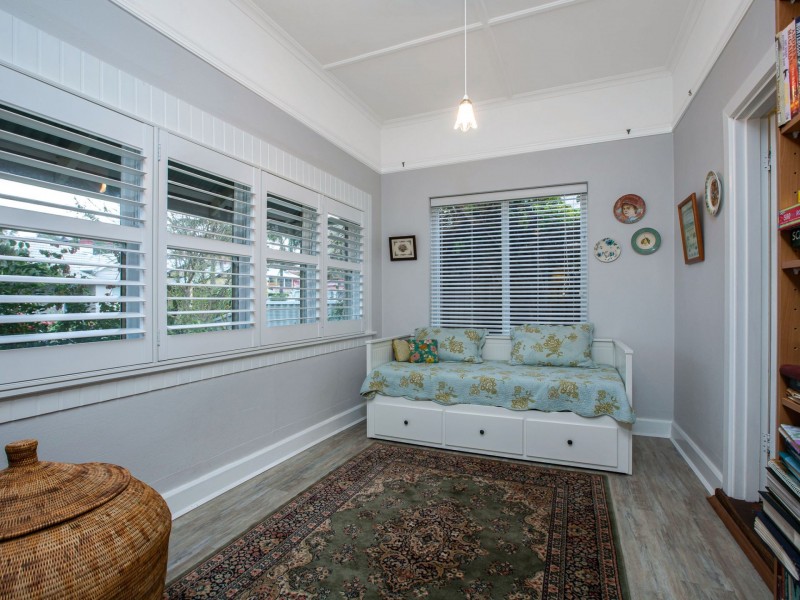 16 Sampson Road, Bunbury WA 6230