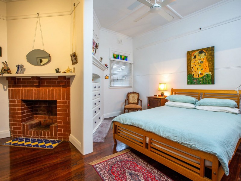 16 Sampson Road, Bunbury WA 6230