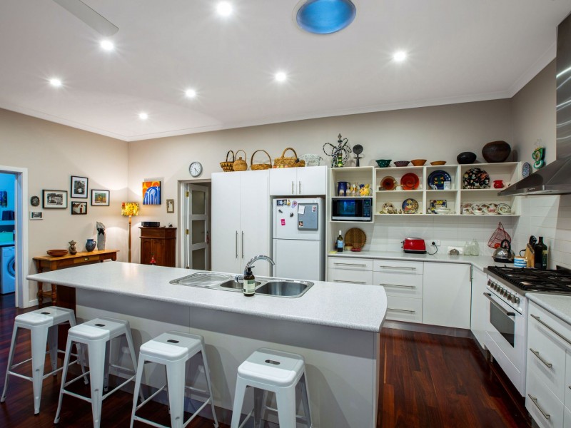 16 Sampson Road, Bunbury WA 6230