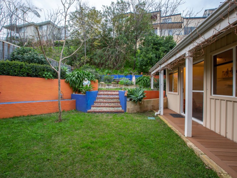 16 Sampson Road, Bunbury WA 6230