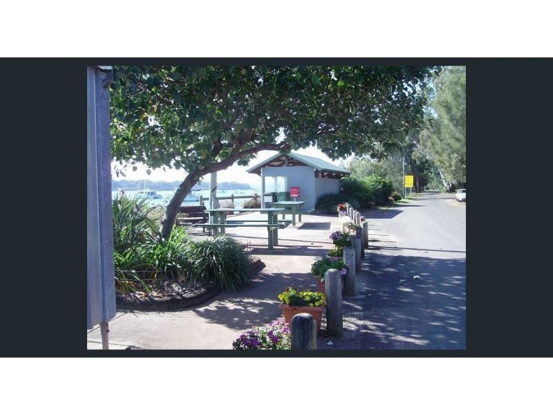 125 Treasure Island Avenue, Karragarra Island QLD 4184