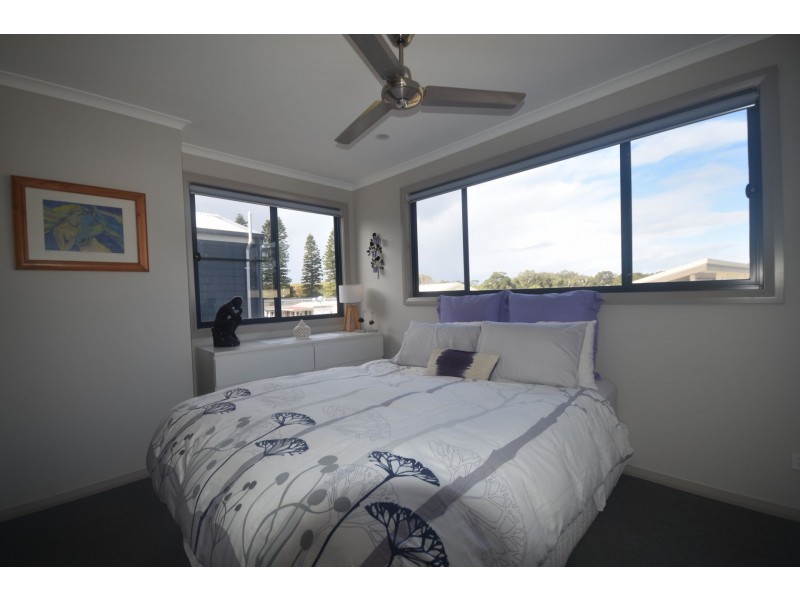 156/1A Kalaroo Road, Redhead NSW 2290