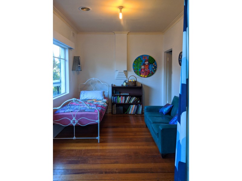17 Belgrave-Gembrook Road, Belgrave VIC 3160