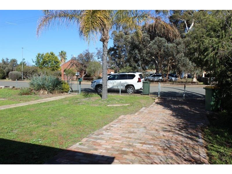 31 White St, Brookton WA 6306