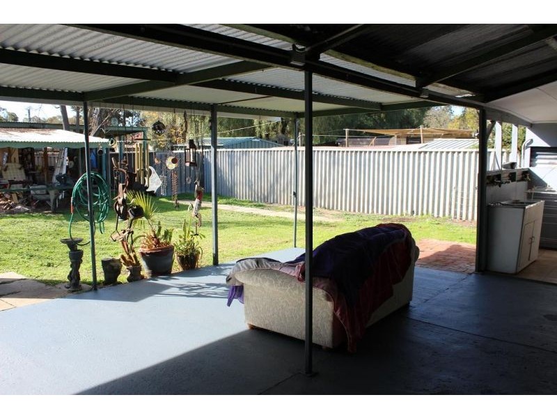31 White St, Brookton WA 6306