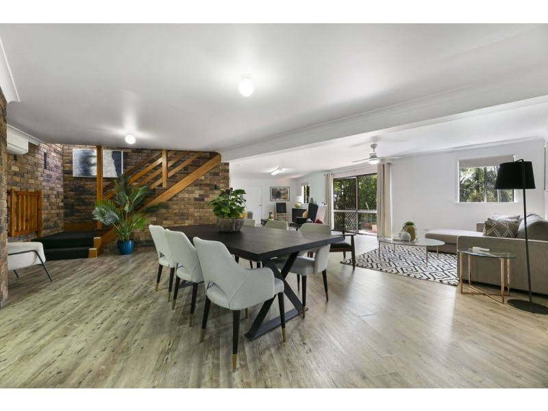 30 Tarrant Dr, Mudgeeraba QLD 4213