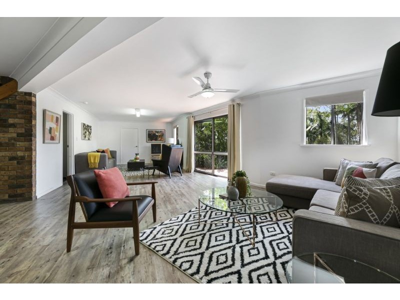 30 Tarrant Dr, Mudgeeraba QLD 4213