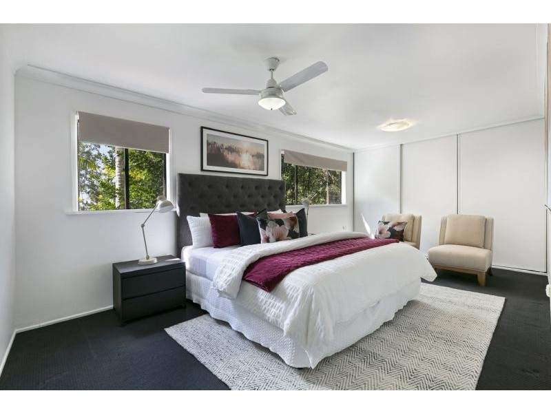 30 Tarrant Dr, Mudgeeraba QLD 4213