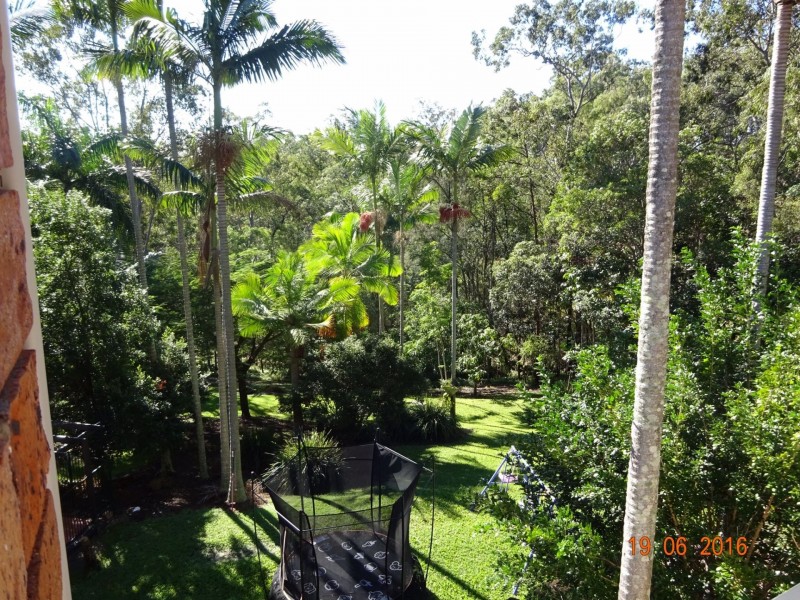 30 Tarrant Dr, Mudgeeraba QLD 4213