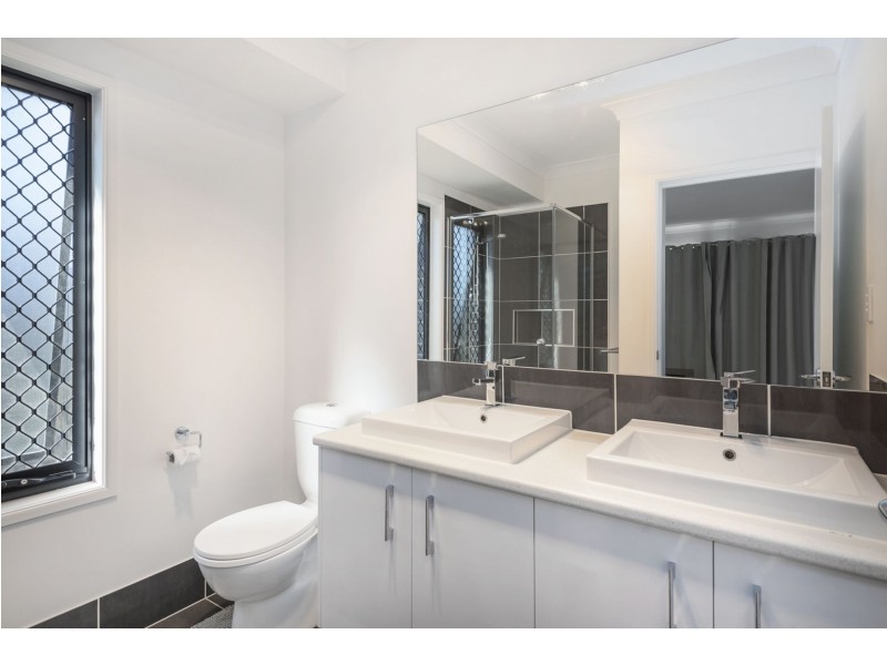 44 Invergarry Circuit, Heathwood QLD 4110