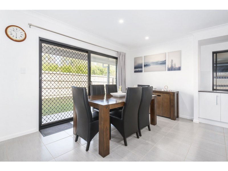 44 Invergarry Circuit, Heathwood QLD 4110