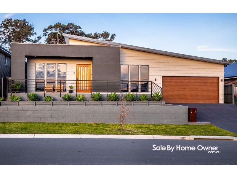 17 Torulosa Road, The Oaks NSW 2570