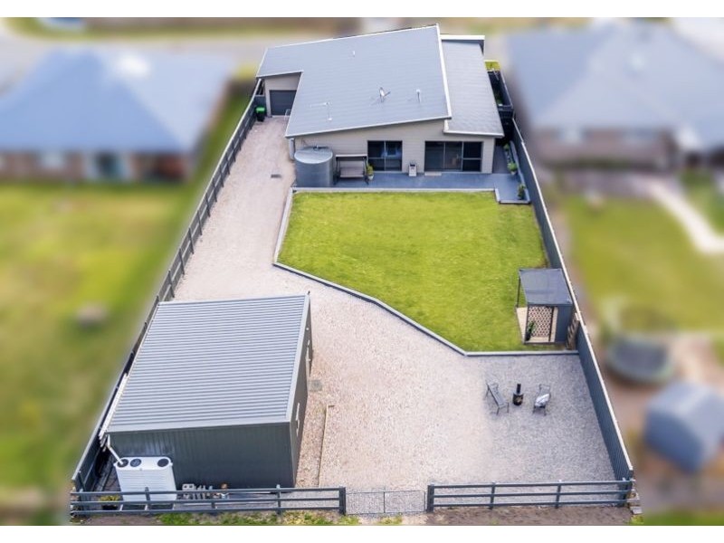 17 Torulosa Road, The Oaks NSW 2570