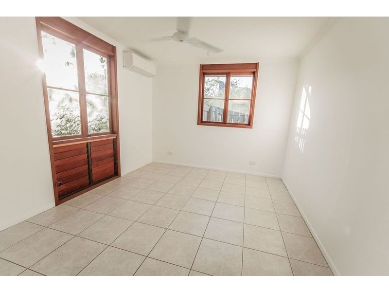 14 Cairnwell Street, Smithfield QLD 4878