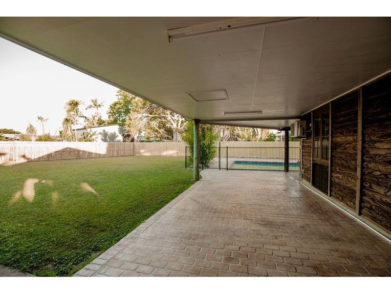 14 Cairnwell Street, Smithfield QLD 4878