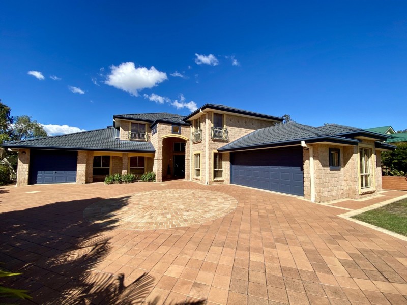 34 Jamieson Place, Brookfield QLD 4069