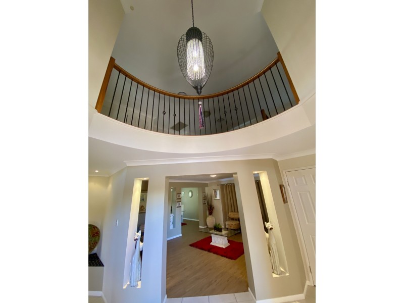 34 Jamieson Place, Brookfield QLD 4069