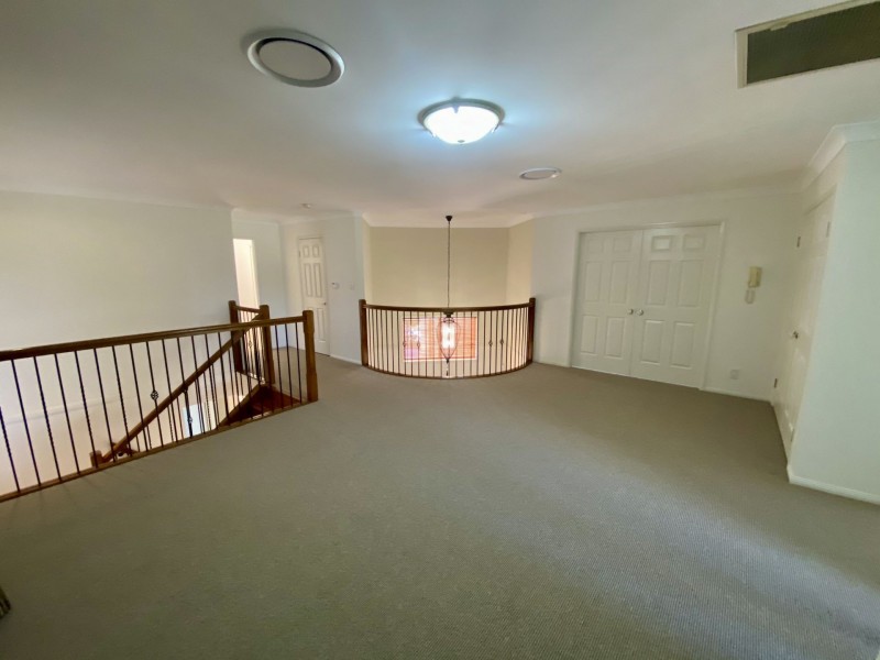 34 Jamieson Place, Brookfield QLD 4069