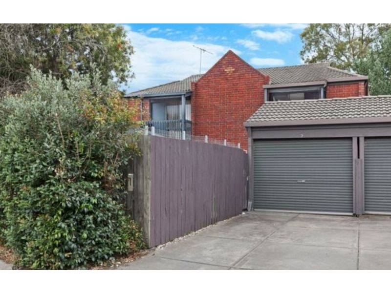 7 Watervale Court, Darlington SA 5047