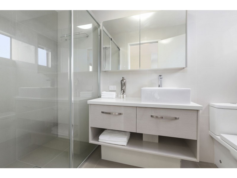 8/24 Wallace Street, Chermside QLD 4032