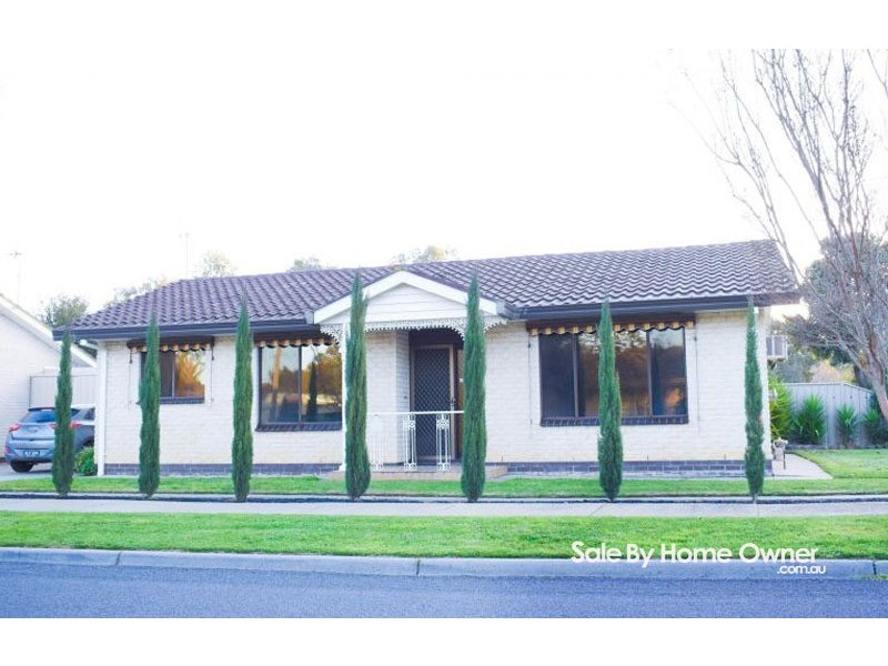 1/14 Carolin St, Flora Hill VIC 3550