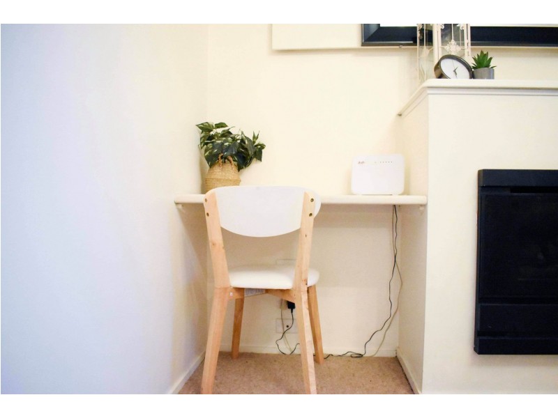 1/14 Carolin St, Flora Hill VIC 3550