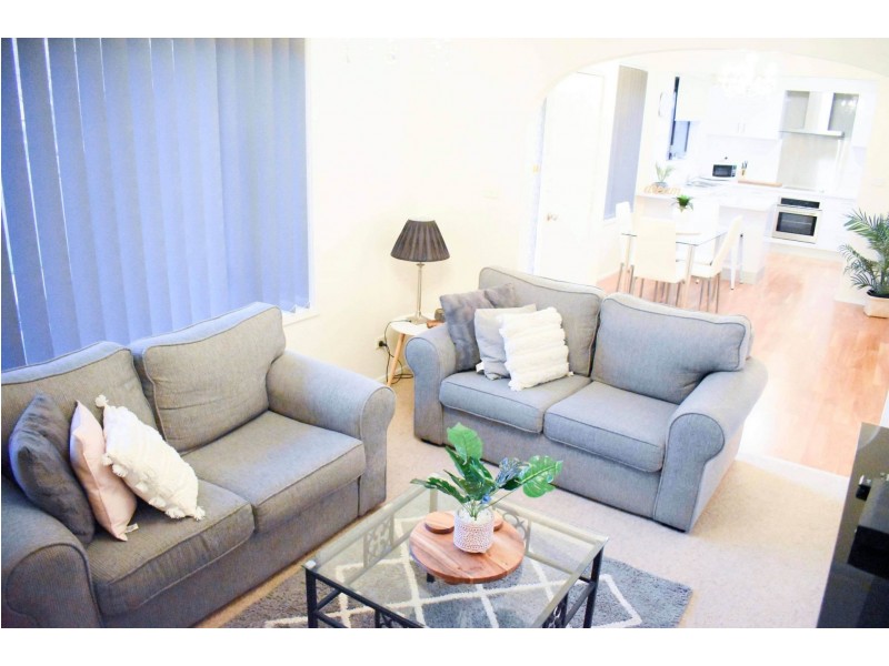 1/14 Carolin St, Flora Hill VIC 3550