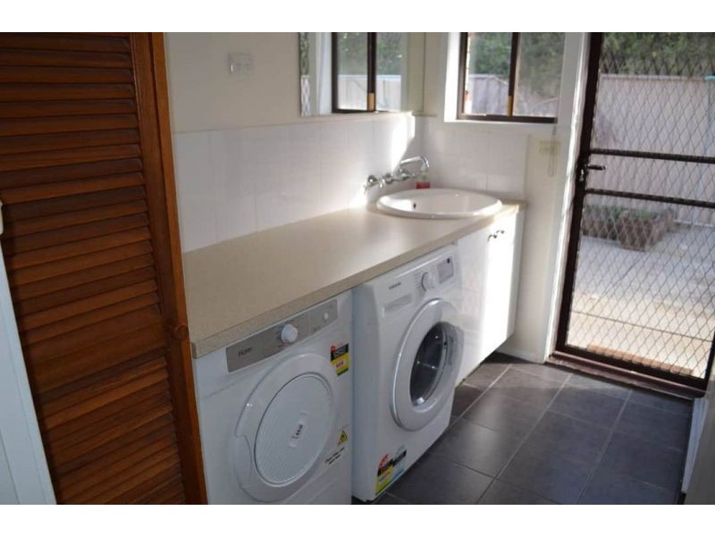 1/14 Carolin St, Flora Hill VIC 3550