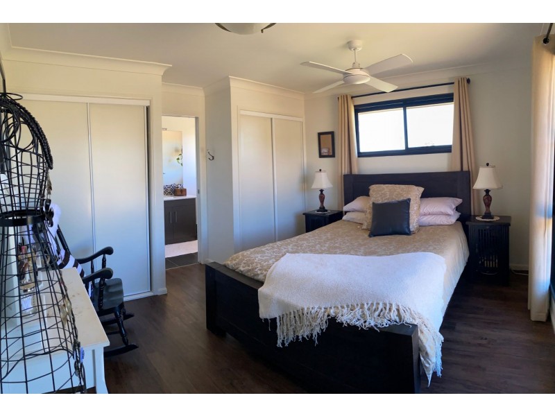 5 Wilkinson Place, Grantham QLD 4347