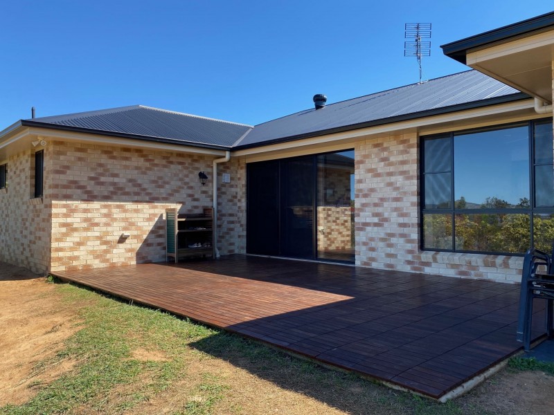 5 Wilkinson Place, Grantham QLD 4347