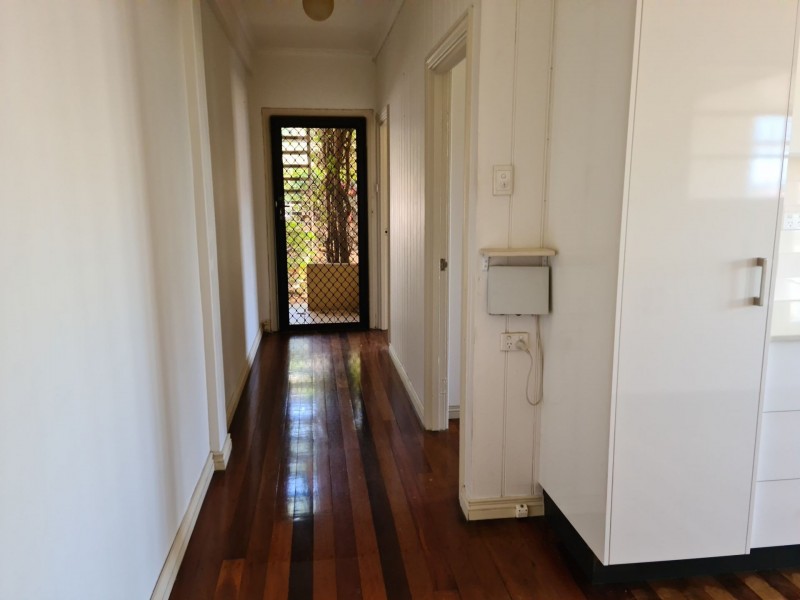 2/22 Melton Terrace, Townsville City QLD 4810