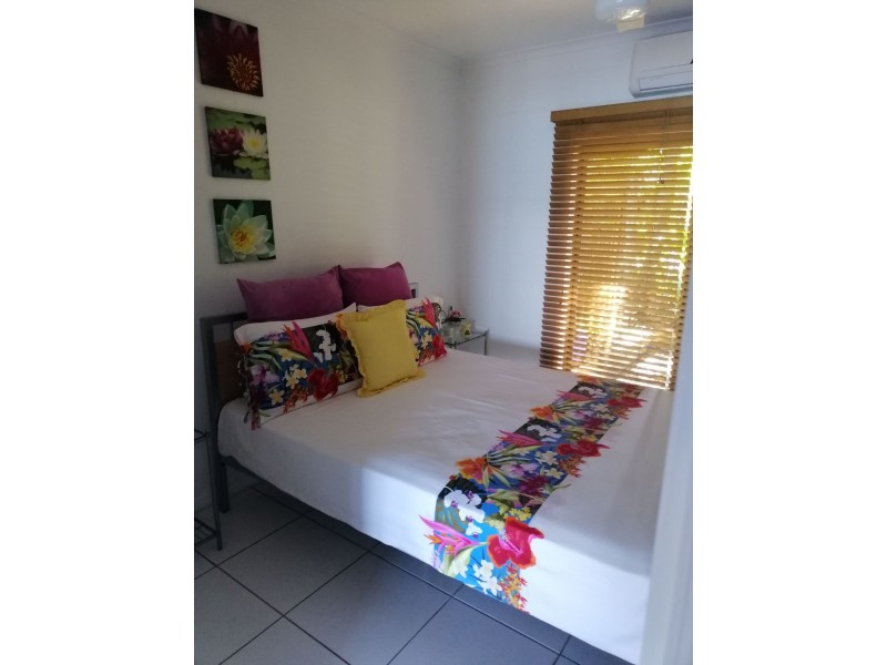 3 Alice st, Flying Fish Point QLD 4860