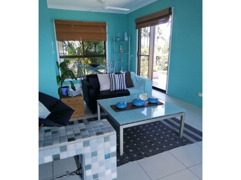 3 Alice st, Flying Fish Point QLD 4860