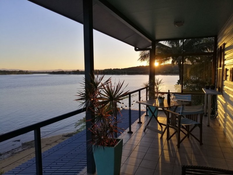3 Alice st, Flying Fish Point QLD 4860
