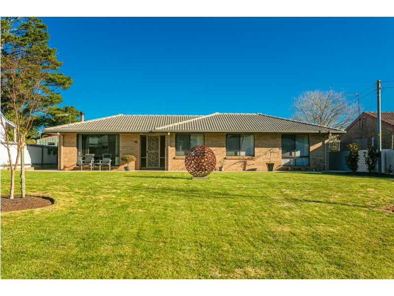 55 Burrawang Street, Robertson NSW 2577