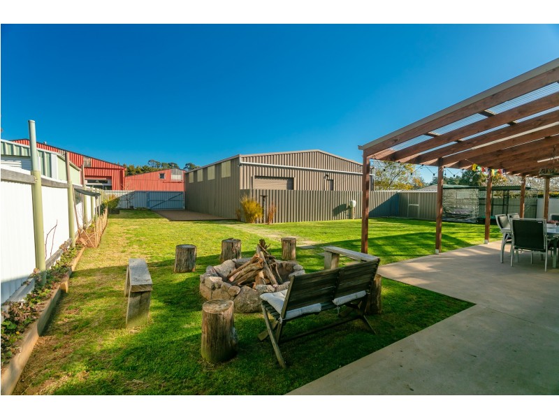 55 Burrawang Street, Robertson NSW 2577
