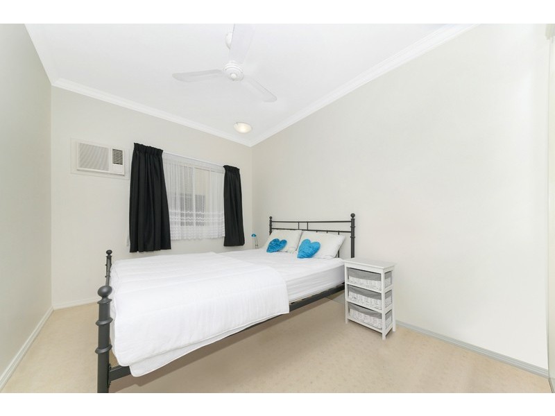 11/18 The Strand, North Ward QLD 4810