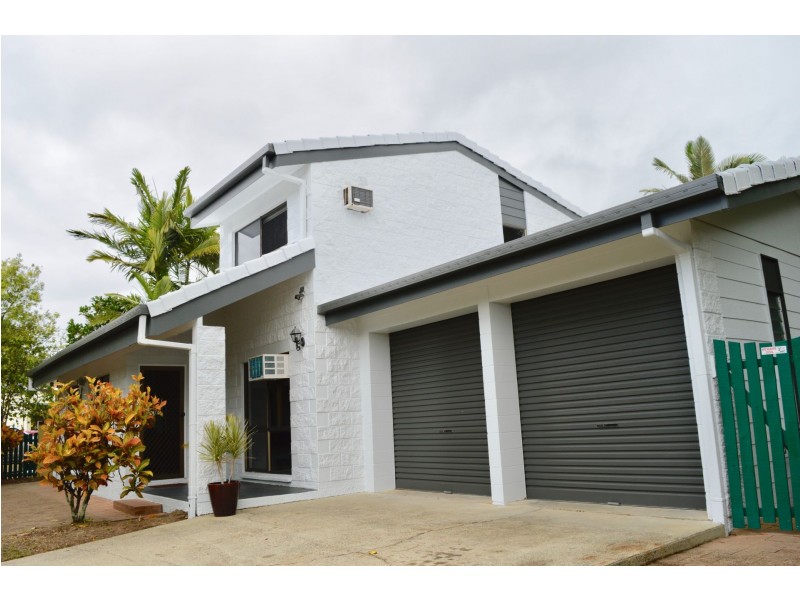 15 Cayley street, Trinity Beach QLD 4879