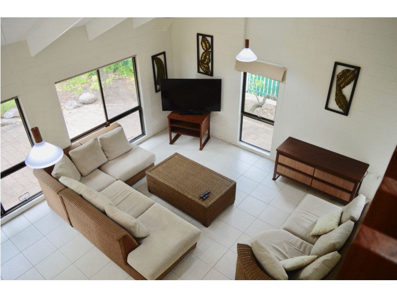 15 Cayley street, Trinity Beach QLD 4879