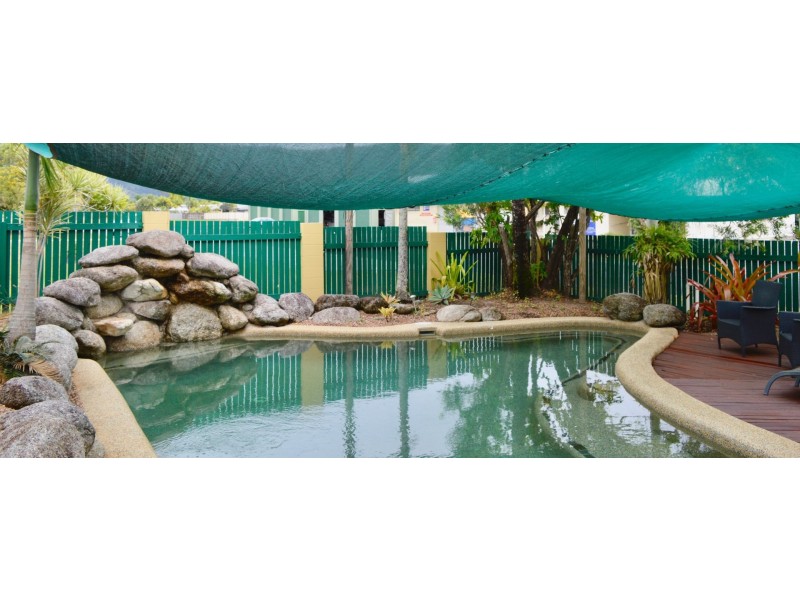 15 Cayley street, Trinity Beach QLD 4879