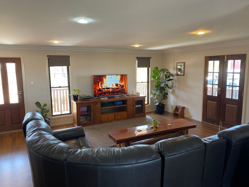 26 Debnam Road, Millmerran QLD 4357